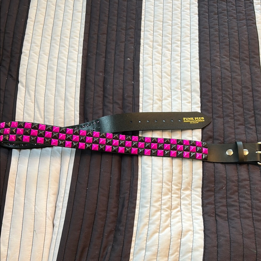 Nwot! Funk Plus Leather Pyramid Stud Belt